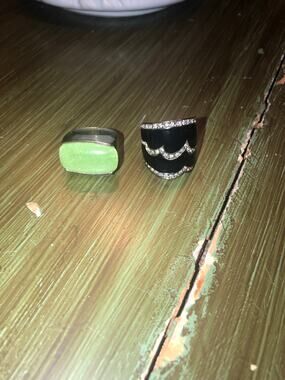 White House Black Market Costume Jewelry Rings - Black Silver Green Silver - 2